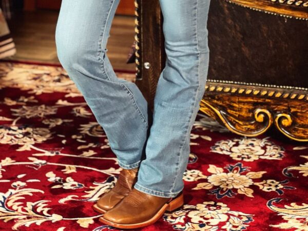 Bota Agro Feminina: Como Combinar Estilo e Funcionalidade